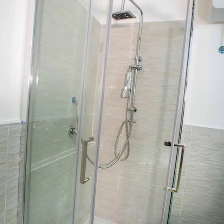 Apartment D'irene Capaci